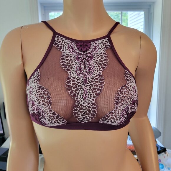Victoria's Secret Size Small‎ High Neck Lace Bralette Burgundy Red Lace Shimmer - Picture 3 of 16